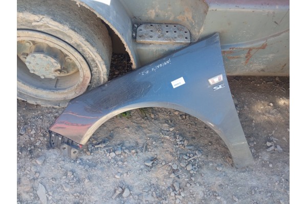 Recambio de aleta delantera izquierda para opel insignia sports tourer 2.0 cdti 130 fap referencia OEM IAM   