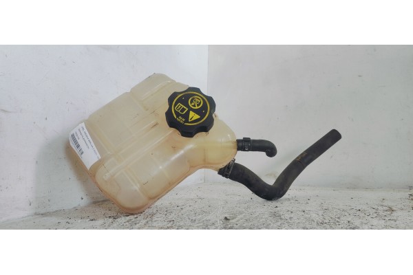 Recambio de deposito expansion para opel insignia berlina 2.0cdti 130 fap referencia OEM IAM 13220124  