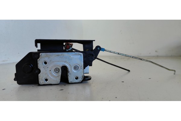 Recambio de cerradura puerta delantera derecha para ssangyong kyron 270 xdi limited 4wd referencia OEM IAM   