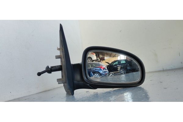 Recambio de retrovisor derecho para chevrolet kalos 1.4 se referencia OEM IAM   