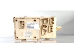 Recambio de caja reles / fusibles para toyota avensis berlina (t25) 2.0 d-cat referencia OEM IAM 2050342313  