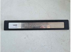 Recambio de moldura para mercedes-benz clase m (w164) 3.0 cdi cat referencia OEM IAM A1646803435  