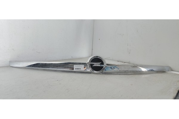 Recambio de maneta exterior porton para opel insignia berlina excellence referencia OEM IAM   