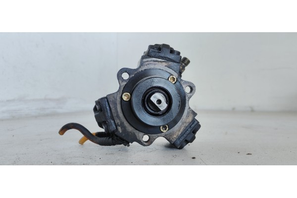 Recambio de bomba inyeccion para mercedes-benz clase a (w168) 1.7 cdi diesel cat referencia OEM IAM 0445010015  
