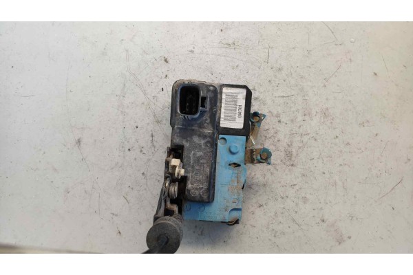 Recambio de cerradura puerta trasera izquierda para volvo v70 familiar 2.0 turbo cat referencia OEM IAM 9141701  