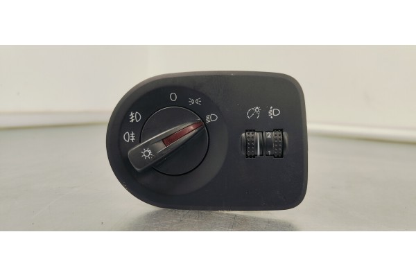 Recambio de mando luces para seat ibiza iv berlina 1.2 tdi 75 fap referencia OEM IAM   