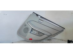 GUARNECIDO PUERTA TRASERA DERECHA 