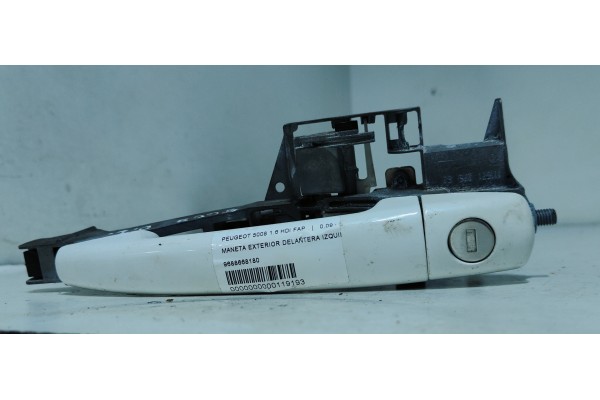 Recambio de maneta exterior delantera izquierda para peugeot 5008 allure referencia OEM IAM 9688668180  