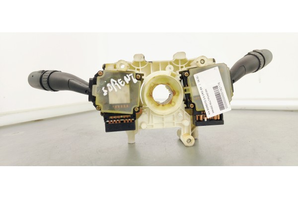 Recambio de mando multifuncion para kia sorento 2.5 crdi ex referencia OEM IAM   