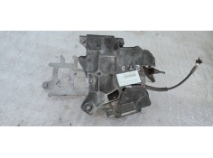 Recambio de cerradura puerta trasera derecha para kia carnival 2.9 crdi cat referencia OEM IAM   