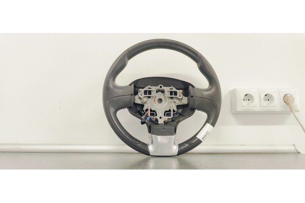 Recambio de volante para citroen c3 picasso 1.6 hdi 92 fap referencia OEM IAM   