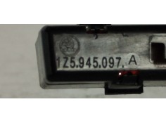 Recambio de piloto trasero central para skoda octavia lim. (5e3) like referencia OEM IAM 1Z5945097A  