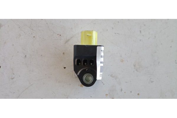 Recambio de sensor para toyota rav 4 (a3) 2.2 turbodiesel cat referencia OEM IAM 8983133050  