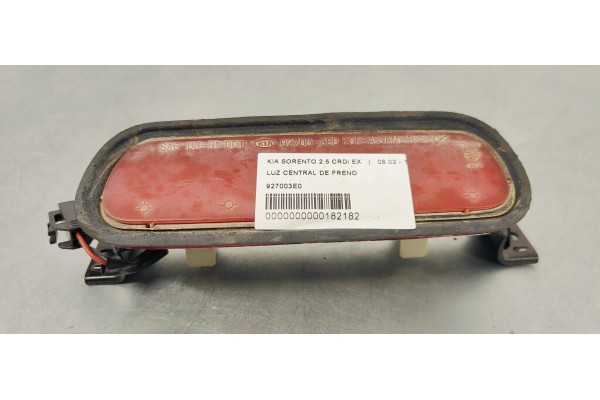 Recambio de luz central de freno para kia sorento 2.5 crdi ex referencia OEM IAM 927003E0  