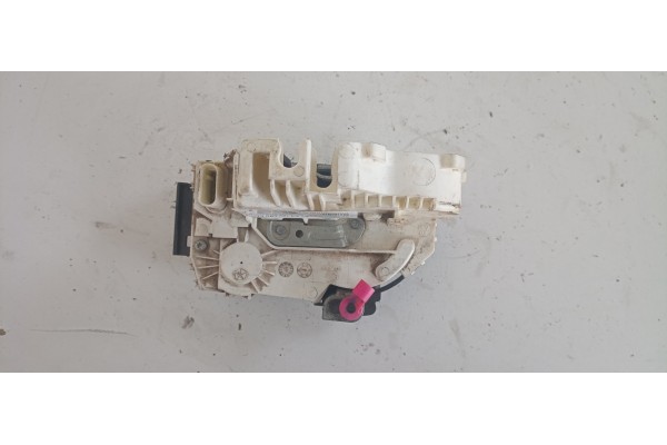 Recambio de cerradura puerta delantera derecha para dodge journey 2.0 16v crd cat referencia OEM IAM P0458969AAA  