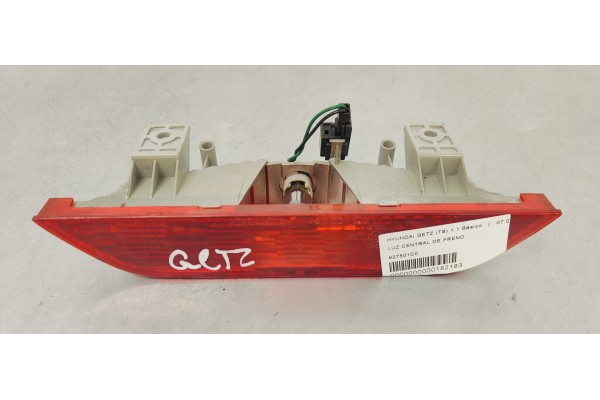 Recambio de luz central de freno para hyundai getz (tb) 1.1 básico referencia OEM IAM 927501C0  