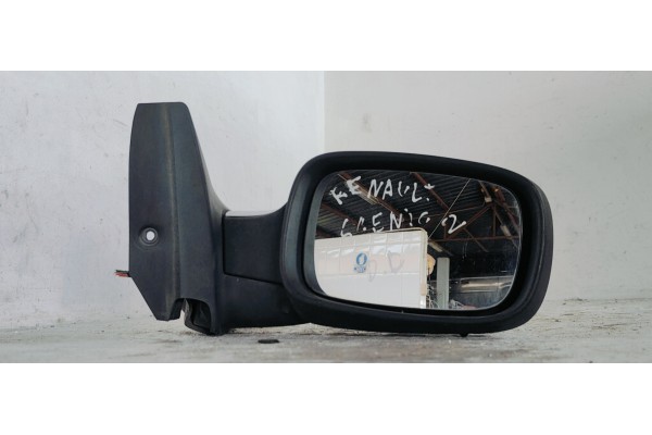 Recambio de retrovisor derecho para renault scenic ii 1.5dci 105 referencia OEM IAM 12354070  