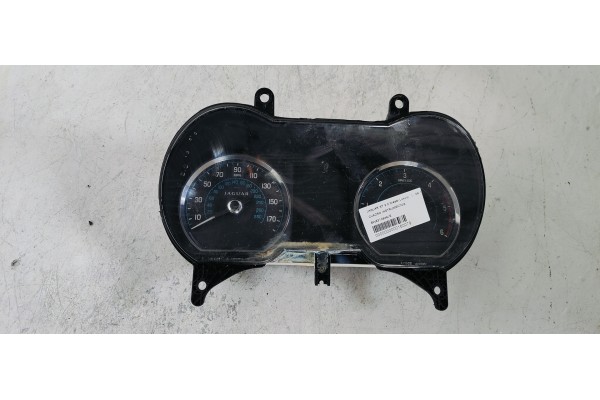 Recambio de cuadro instrumentos para jaguar xf 2.2 diesel luxury referencia OEM IAM BW8310849JE  
