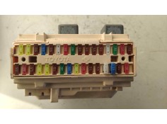 Recambio de caja reles / fusibles para lexus rx300 (mcu15) 3.0 v6 24v cat referencia OEM IAM 052203 BB09V0A 