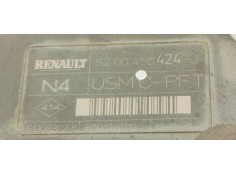 Recambio de caja reles / fusibles para renault scenic ii emotion referencia OEM IAM 8200455424J  