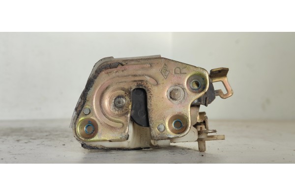 Recambio de cerradura puerta trasera derecha para mitsubishi montero (v20/v40) 2500 td gl (2-ptas.) referencia OEM IAM   