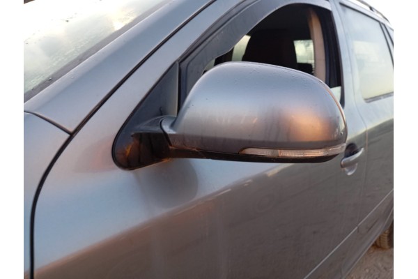Recambio de retrovisor izquierdo para skoda octavia combi (1z5) sport edition referencia OEM IAM   