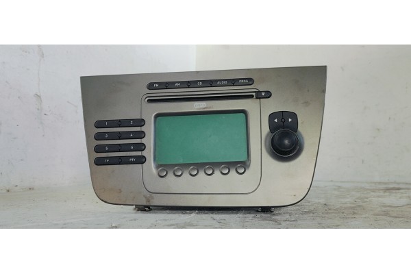 Recambio de sistema audio / radio cd para seat toledo (5p2) 1.9tdi 105 referencia OEM IAM 5P1035186  