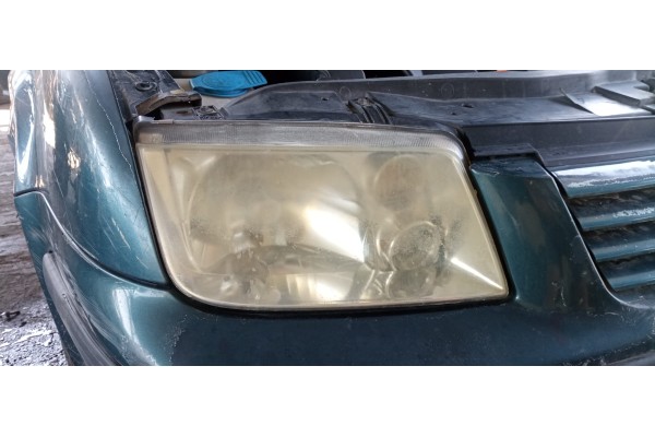 Recambio de faro derecho para volkswagen bora berlina (1j2) trendline referencia OEM IAM   