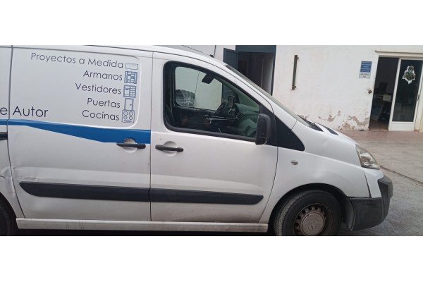 Recambio de puerta delantera derecha para peugeot expert kasten furg. acristaldo referencia OEM IAM   
