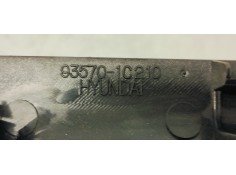 Recambio de mando elevalunas delantero izquierdo para hyundai getz (tb) 1.1 básico referencia OEM IAM 935701C010  