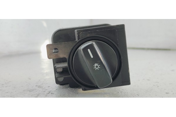 Recambio de mando luces para mercedes-benz clase b (w245) 2.0cdi 110 [180] fap referencia OEM IAM 1695451304  