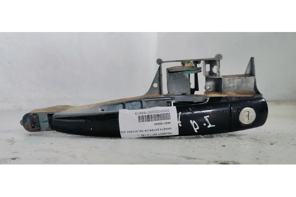 Recambio de maneta exterior delantera izquierda para peugeot 207 1.4 i 95 referencia OEM IAM 9680168680  