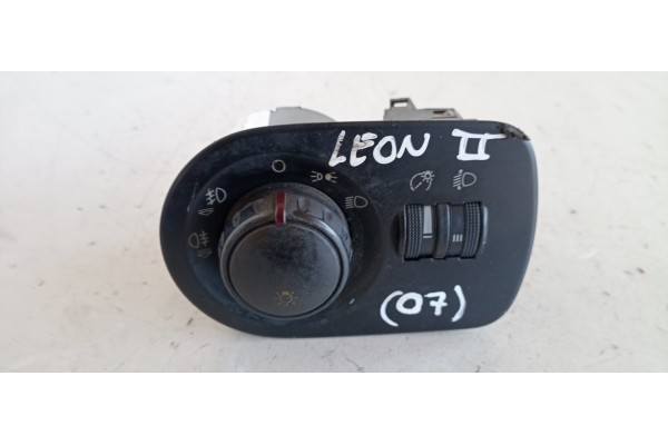 Recambio de mando luces para seat leon (1p1) 1.9 tdi referencia OEM IAM 5P0919094 1P1941431 