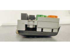 Recambio de caja reles / fusibles para opel zafira a club referencia OEM IAM 24412497  