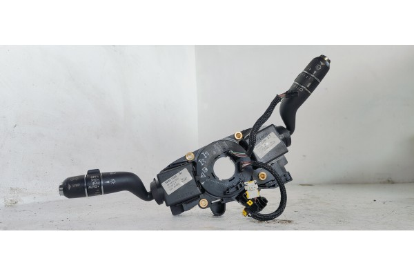 Recambio de mando multifuncion para jaguar xf 2.2 diesel luxury referencia OEM IAM 8W8313N064  