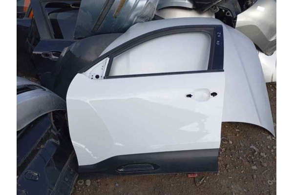 Recambio de puerta delantera izquierda para citroen c4 berlina 1.5 hdi 130 fap referencia OEM IAM   