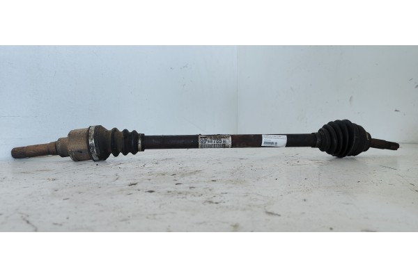 Recambio de transmision delantera derecha para citroen c3 1.4 hdi referencia OEM IAM 9684678580  