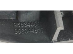 Recambio de maneta interior trasera izquierda para peugeot 5008 allure referencia OEM IAM 9683446877  