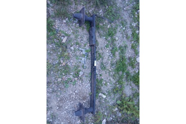 Recambio de refuerzo paragolpes delantero para peugeot 3008 1.6hdi 112 fap referencia OEM IAM   