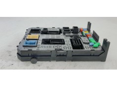 Recambio de caja reles / fusibles para citroen c4 picasso exclusive referencia OEM IAM 966405878001  