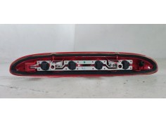 Recambio de luz central de freno para peugeot 208 1.2 i turbo 110 referencia OEM IAM 9674309080  