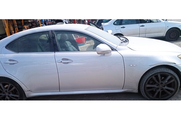 Recambio de puerta delantera derecha para lexus is200 (ds2/is2) 2.2 d-cat referencia OEM IAM   