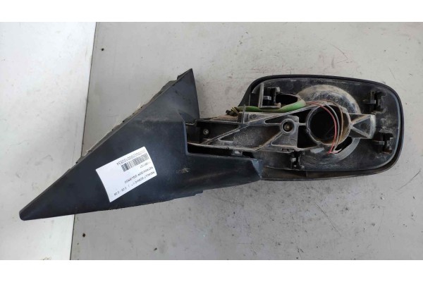 Recambio de retrovisor izquierdo para renault scenic ii 1.5 dci diesel referencia OEM IAM 11261127  