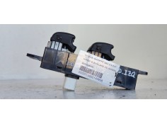 Recambio de mando elevalunas delantero izquierdo para hyundai santa fe (sm) 2.4 gls referencia OEM IAM 9357026000  