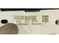 Recambio de pantalla multifuncion para kia sorento 2.5 crdi ex referencia OEM IAM 945003E500  