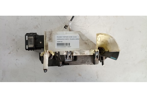 Recambio de cerradura puerta trasera derecha para peugeot partner kombi confort referencia OEM IAM 18236108  