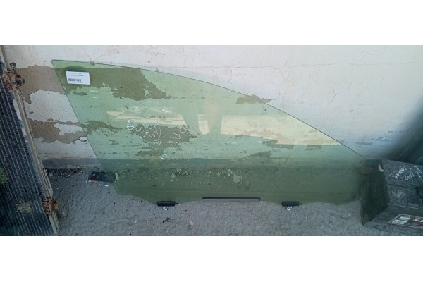 Recambio de luna delantera derecha para toyota rav 4 referencia OEM IAM   