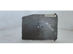 Recambio de caja reles / fusibles para renault scenic ii emotion referencia OEM IAM 8200309690  