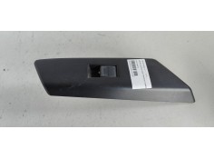 MANDO ELEVALUNAS TRASERO DERECHO 7427142070 