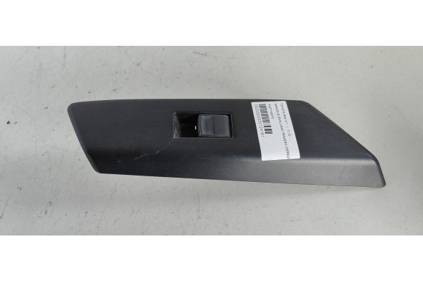 Recambio de mando elevalunas trasero derecho para toyota rav 4 referencia OEM IAM 7427142070  
